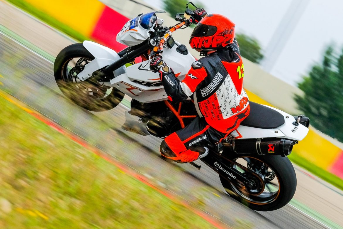 Exposición Moto GP World Traveler – X-Photographer Rafa Marrodán