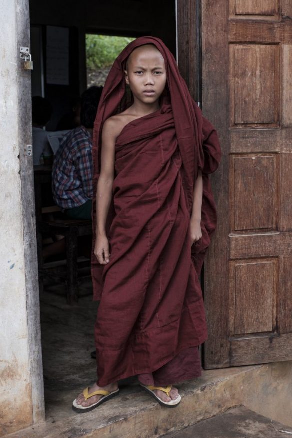 Novicios birmanos: Un largo camino a la espiritualidad